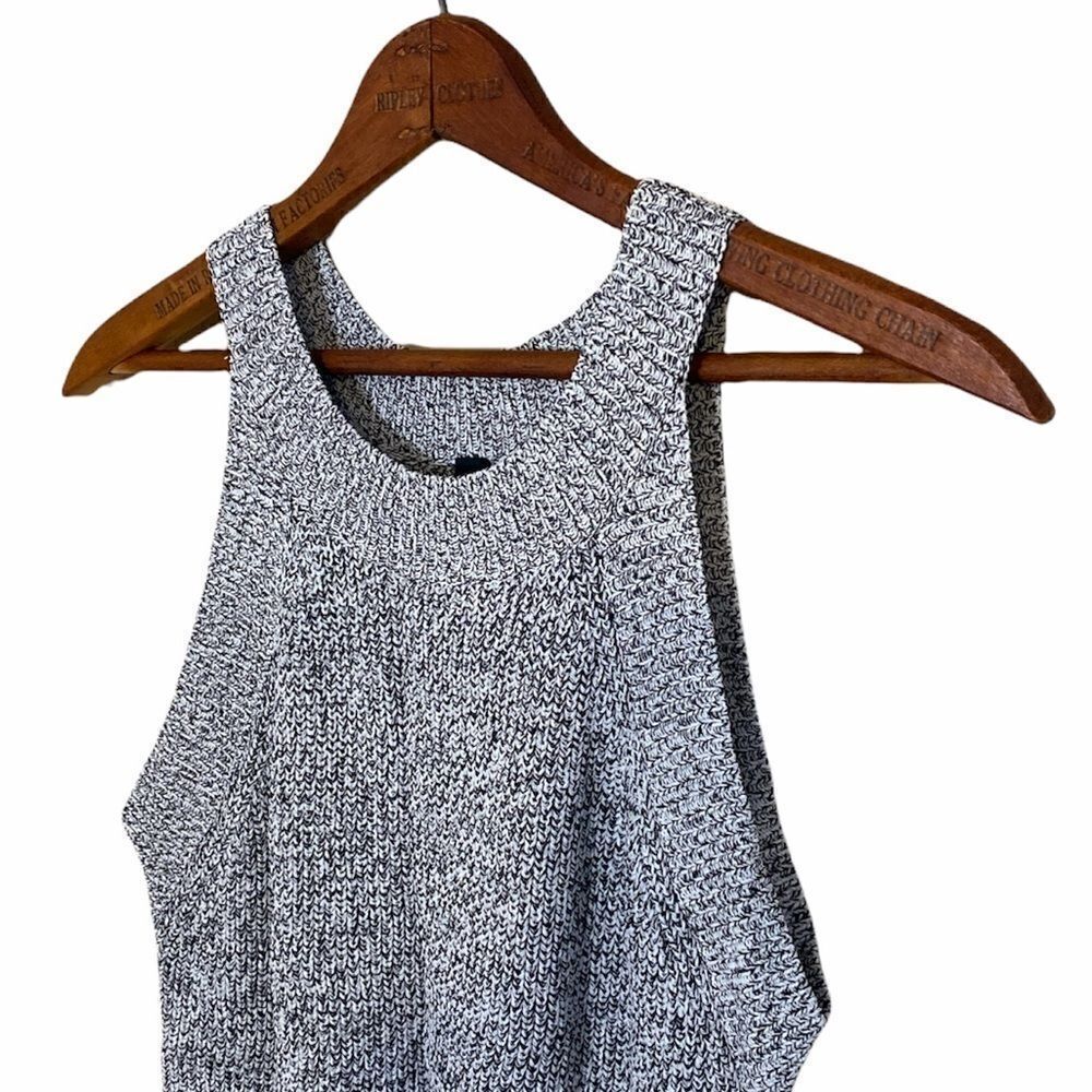 Design Lab Lord & Taylor Knit Tank Top - Picture 3 of 7